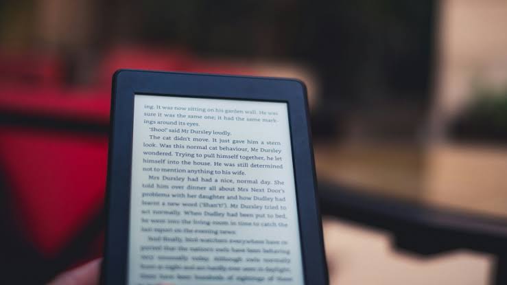Amazon to end store access for legacy Kindle devices on May 20