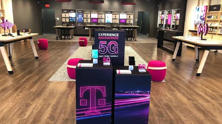 Users' opinion of T-Mobile reaches a new low after bombshell discovery