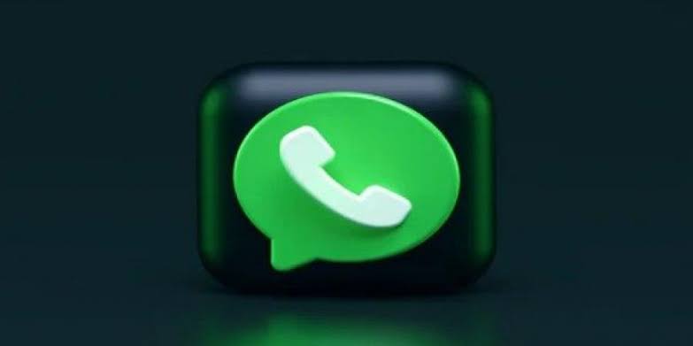 WhatsApp Tests Standalone CarPlay App to Enhance In-Car Experience