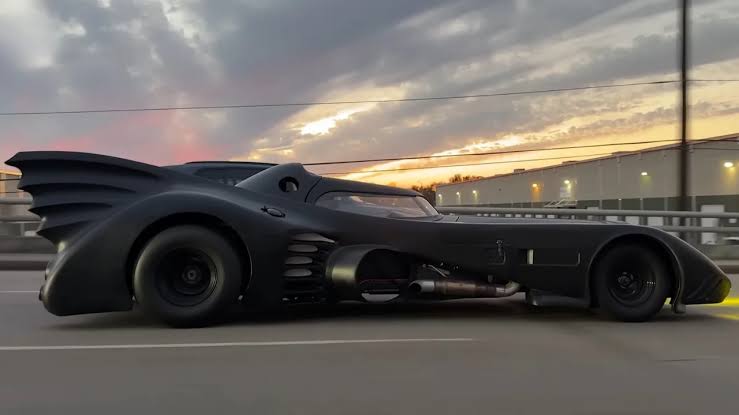 US man drives a 1,000HP Batmobile in public and it goes exactly as you'd expect
