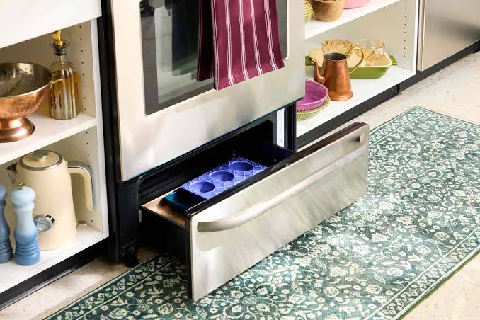 Many Homeowners Use Their Oven Drawer Wrong—Here’s What It’s Really For, According to an Appliance Pro