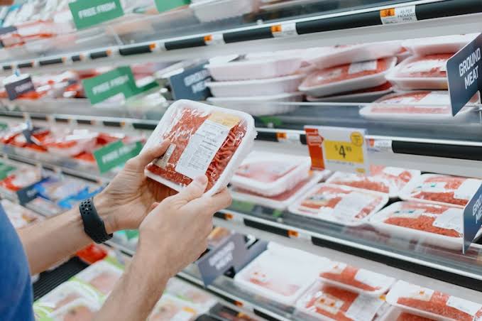 Beef prices surge close to $7 a pound in latest data (Price tracker)