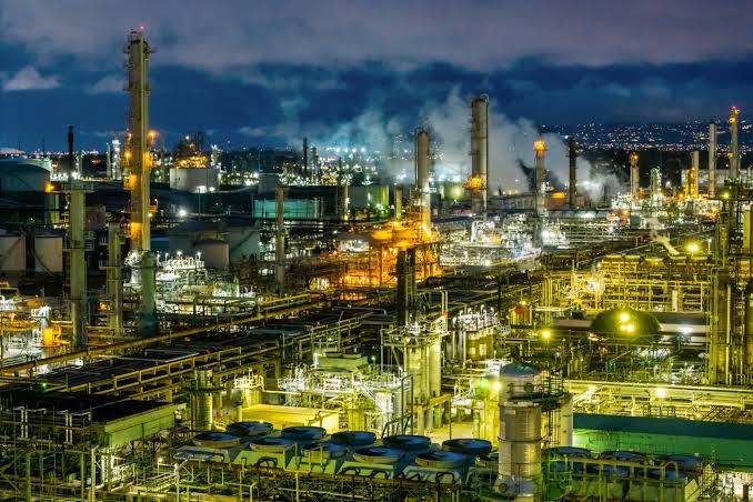 Oil Climbs as Iran War Shows No Sign of Ending: Markets Wrap