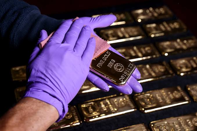 Gold Jumps as Prospects of Iran Deal Temper Inflation Concerns