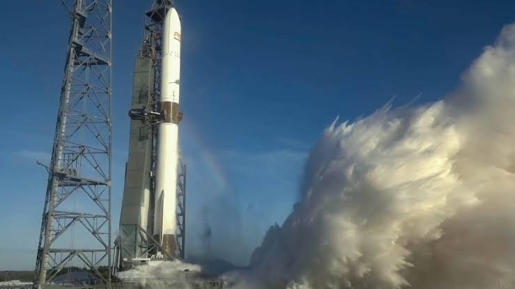 Watch live: Blue Origin reusing New Glenn rocket stage for 1st time on April 19 launch