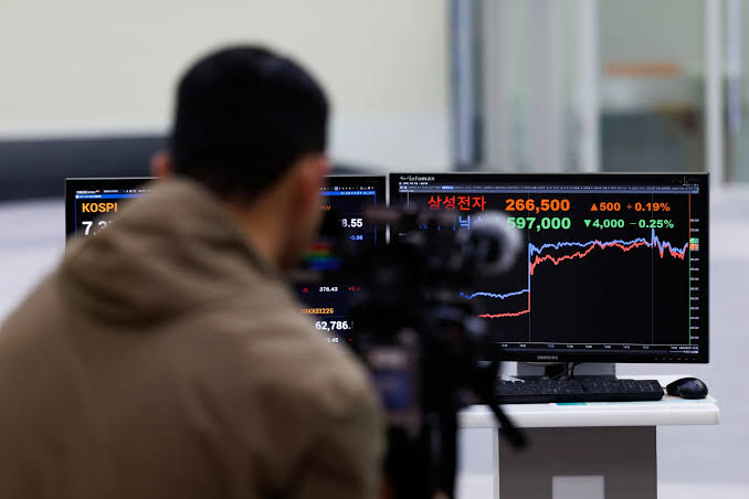 Soaring Profits in Emerging Markets Build Case for a Raging Bull Market