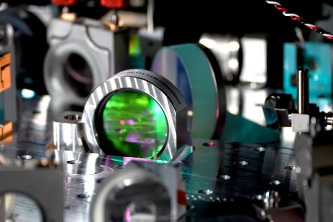 Trump Fast-Tracks Quantum Computing With New Executive Orders