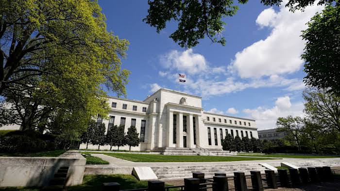 Inflation fears mount at Warsh’s first Fed meeting