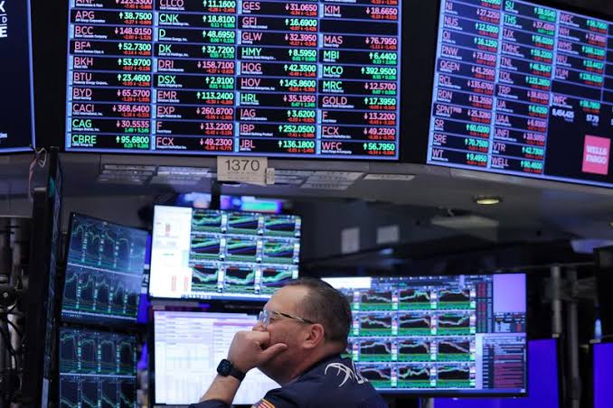 Wall Street indexes end holiday-shortened week with gains of around 2% each
