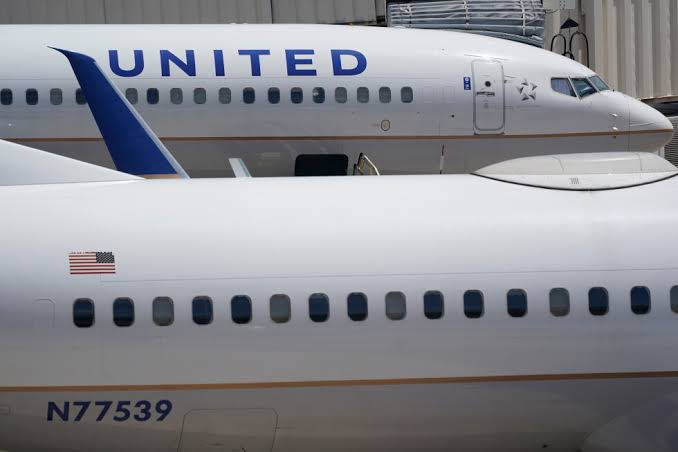 An empty middle seat is the latest perk United Airlines will offer on some flights