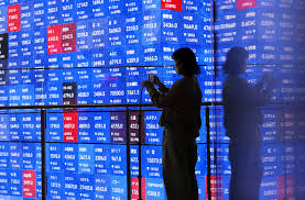 Shares retreat as techs extend losses, US strikes on Iran lift oil