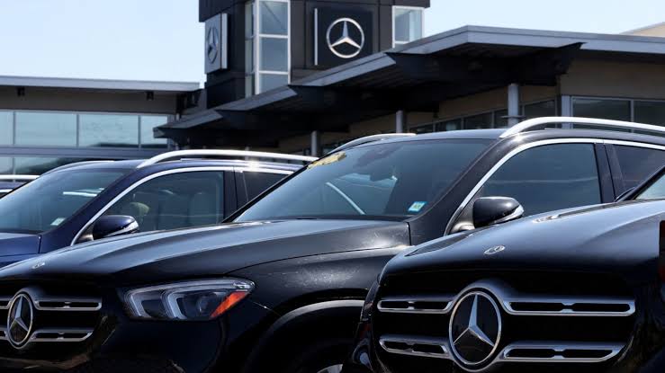 Mercedes-Benz may be shut out of U.S. market under bill aimed at Chinese automaker ownership