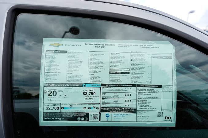 Average price of new cars nears $50,000 as automakers focus on big pickups and SUVs