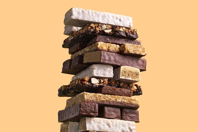 The 5 Healthiest Protein Bars You Can Buy at the Supermarket, According to RDs