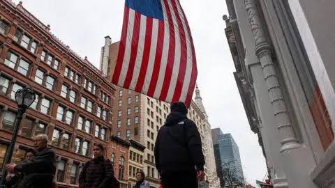US jobs data beats expectations for second month in a row