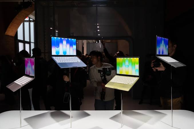 Apple Seeks to Buy Chinese-Made Memory Chips by Lobbying US