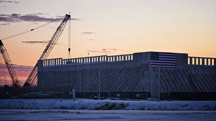 PJM capacity prices hit price cap, reserve shortfall grows