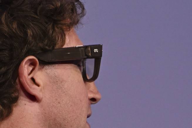 Meta Glasses Are Getting a Nasty Reputation