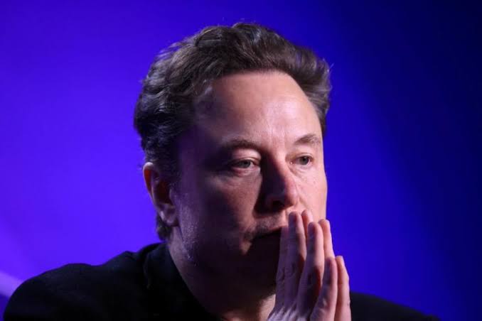 Exclusive / SpaceX bankers game plan to blunt post-IPO selling tsunami