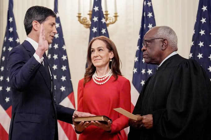 Warsh’s Fed ‘Regime Change’ May Require Patience, Consensus