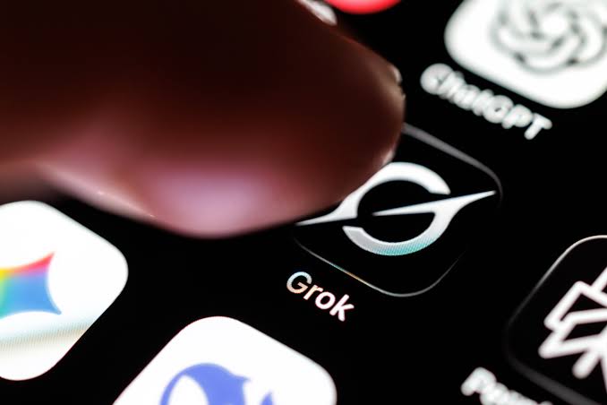 Elon Musk insists banks working on SpaceX IPO must buy Grok subscriptions