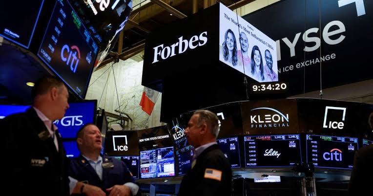 US stocks near record high, oil falls as Trump claims Iran talks under way