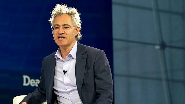 Palantir CEO Says Some U.S. Government Customers Switched to Open Source AI