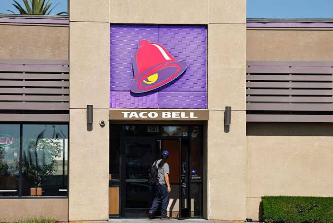 Iceberg lettuce at Taco Bell linked to cyclospora outbreak in 5 states