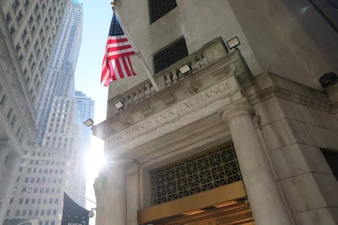 Markets Face Inflation, Oil, Fed Volatility This Week—Earnings Are Make or Break
