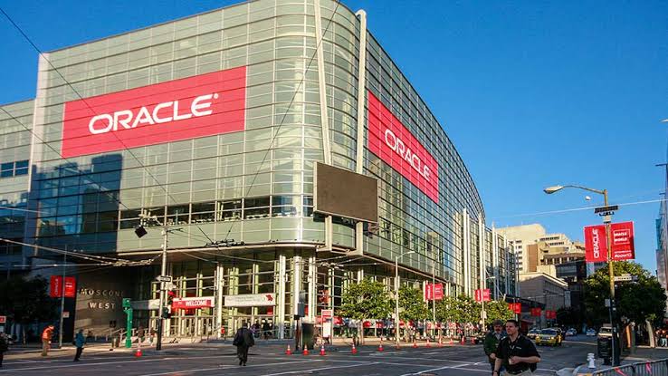 Oracle Stock Reverses Lower Despite Pentagon Software Deal