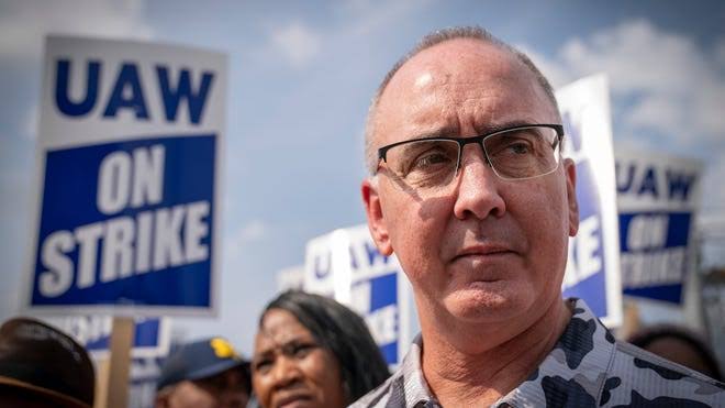 UAW President Fain faces DOJ probe of possible favor for fiancee