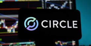 Circle Stock Rallies On National Bank Approval. ARK Buys More Shares.