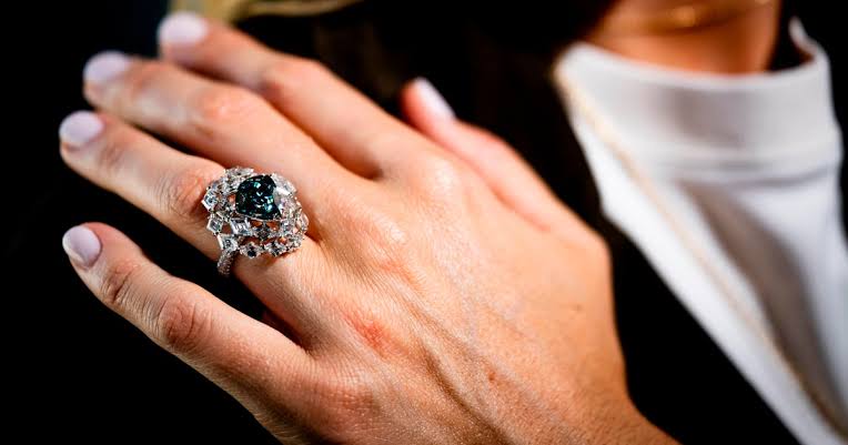 Blue-green diamond called the "world's rarest" sells for record $17.3 million at auction