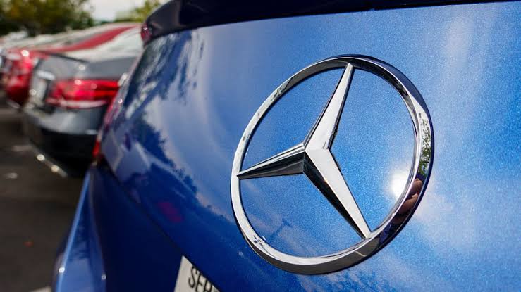 Senate panel advances China auto bill that could bar Mercedes-Benz from U.S.
