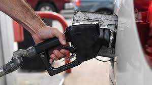 US gas prices hit $4 a gallon again Monday