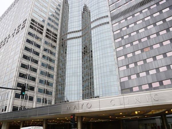 Lawsuit alleges Mayo Clinic cuts corners with AI, putting patient care and privacy at risk