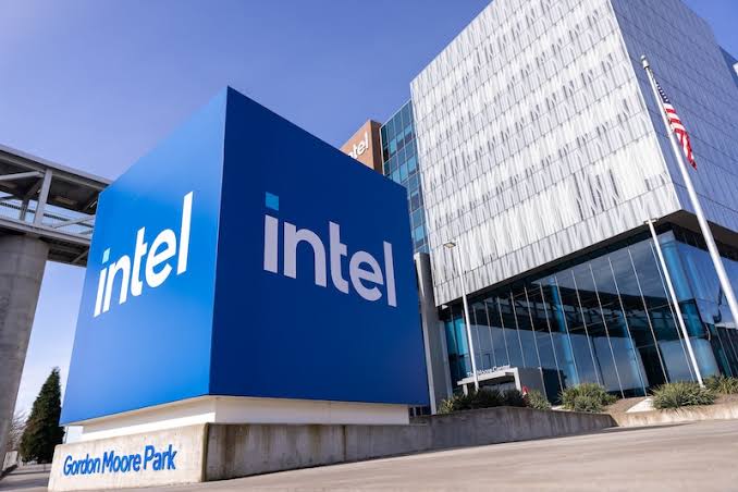 Intel to sell at least $15 billion in stock