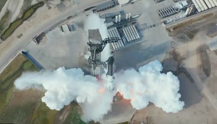 SpaceX scrubs attempt to launch its Starship megarocket as NASA deadline looms