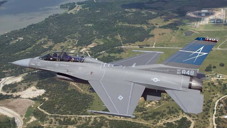 Lockheed Martin, RTX Jump After Earnings Beat. One Is Breaking Out.