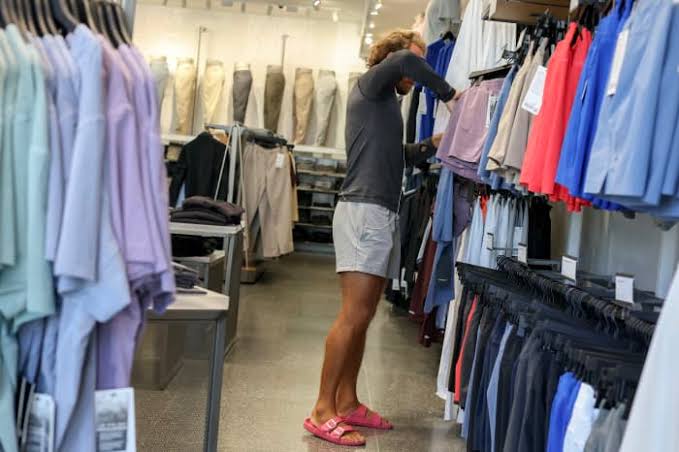 Lululemon Issues Weaker Outlook. What It Means for the Stock.