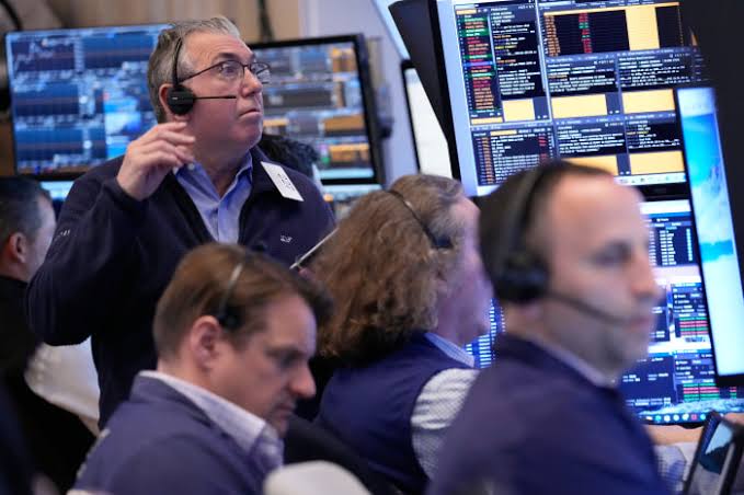 Software Stock Rally Powers S&P 500 Through Hormuz-Blockade Tumult
