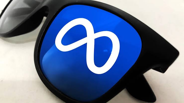 Meta’s Ray-Ban Smart Glasses Have Officially Earned the Public Nickname “Pervert Glasses” Amid a Massive Privacy Reckoning
