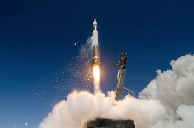 Rocket Lab Narrows Loss As Revenue Climbs