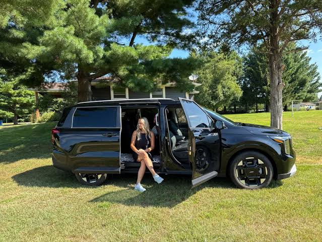 Millennials are trying to make minivans cool again