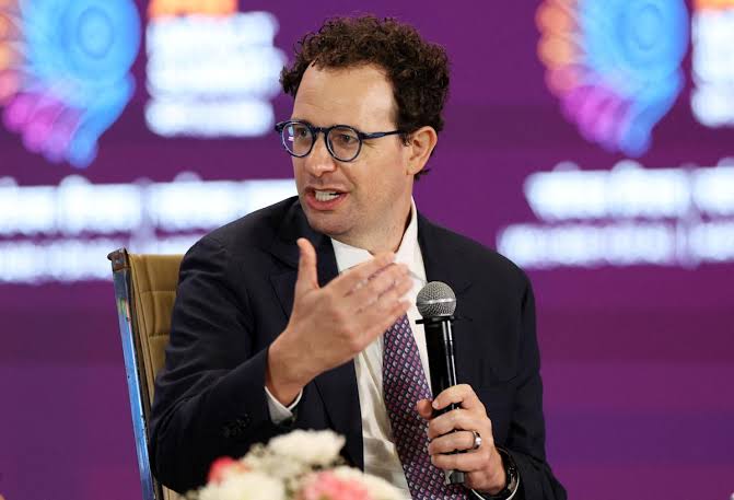 Tech stocks today: Anthropic does damage control after Claude leak, Iran threatens Big Tech operations