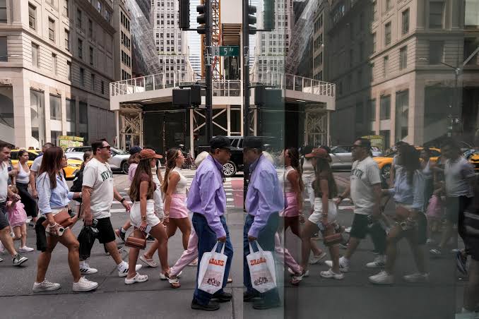 Inflation worries weigh on US consumer confidence in May