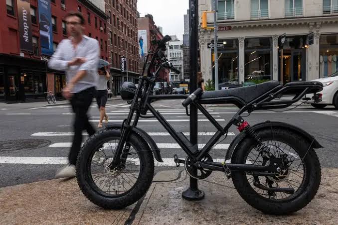 Will the Mamdani-Menin rivalry boost regulations of e-bikes in NYC?