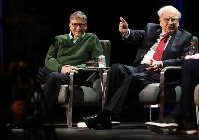 Exclusive | Warren Buffett Skips Midyear Donation to Gates Foundation as He Awaits Epstein Review