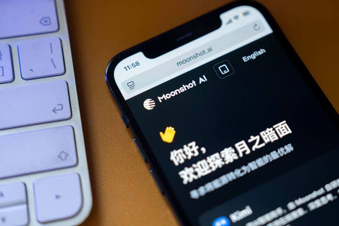 China’s Powerful New Moonshot AI Model Closes Gap With US Rivals