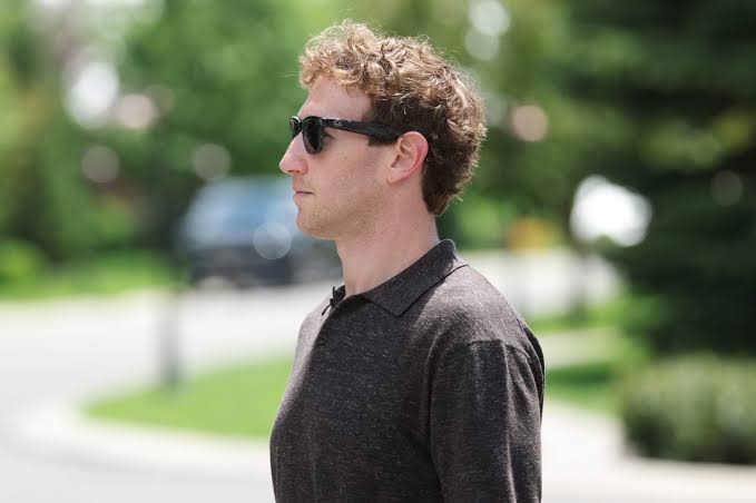 26 Meta employees accuse Mark Zuckerberg of using AI to target 8,000 layoffs against workers on medical, parental or family leave